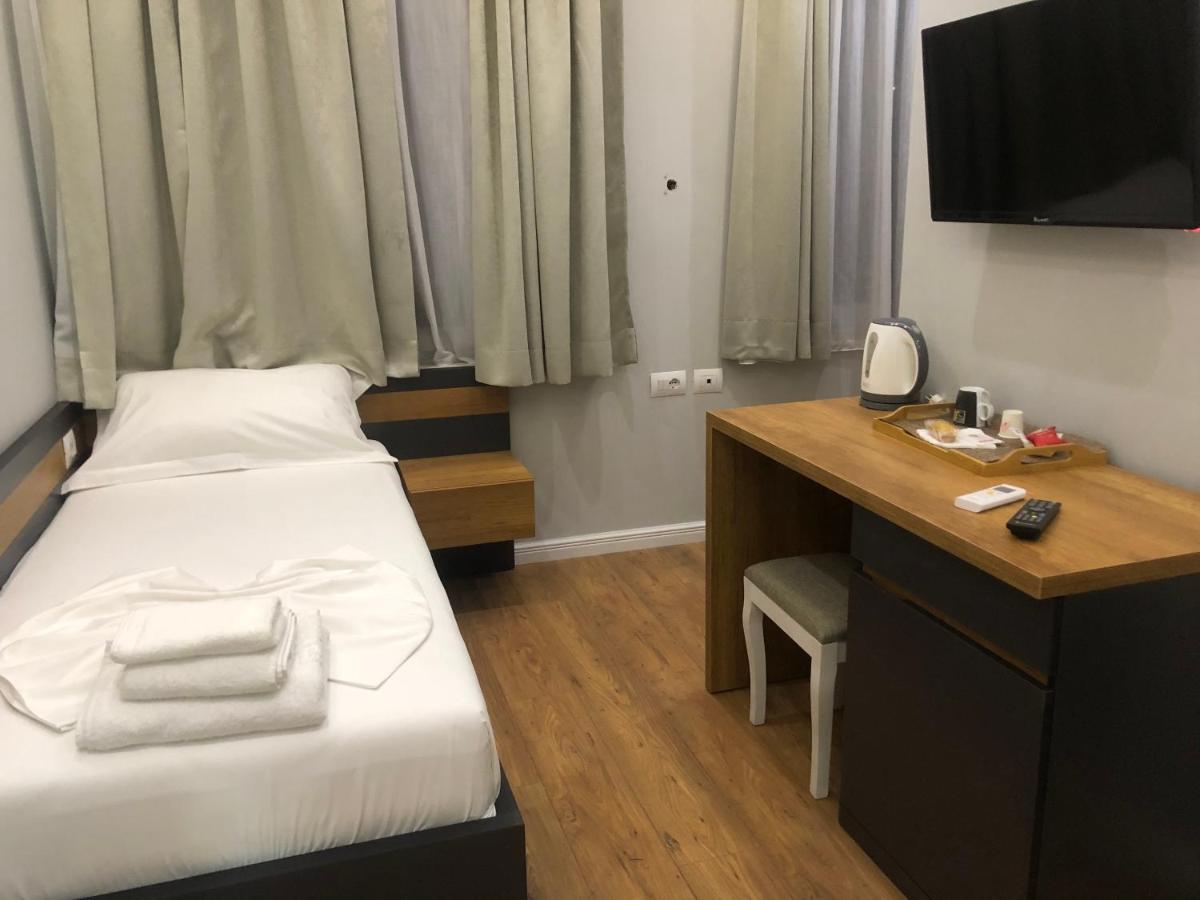 Andys Rooms Hotel Tiranë Eksteriør bilde