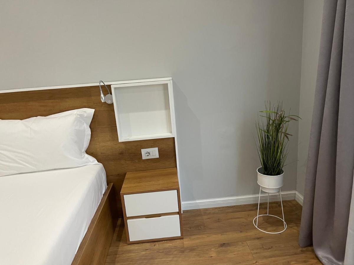 Andys Rooms Hotel Tiranë Eksteriør bilde