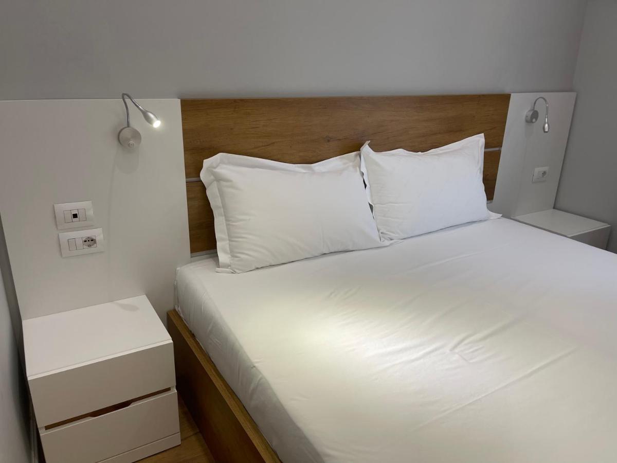 Andys Rooms Hotel Tiranë Eksteriør bilde