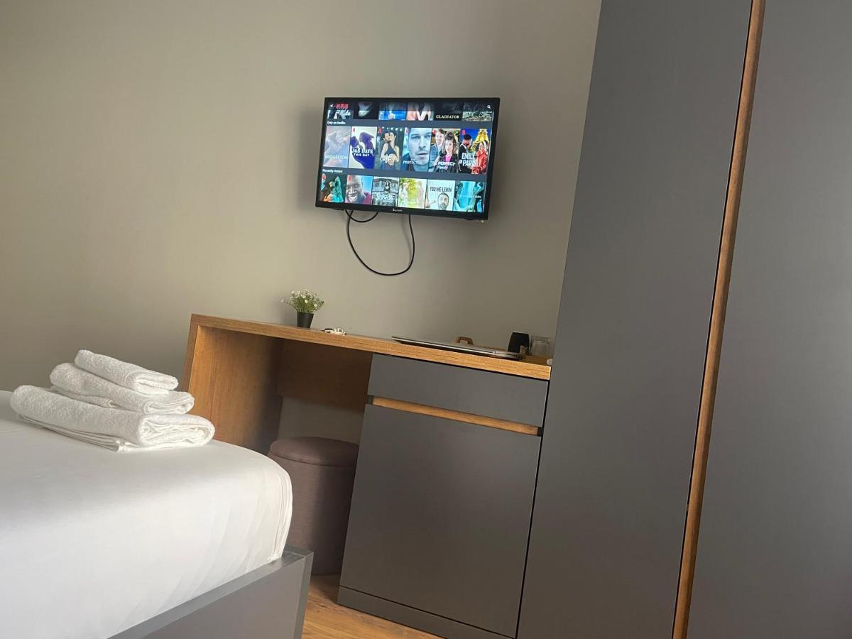 Andys Rooms Hotel Tiranë Eksteriør bilde