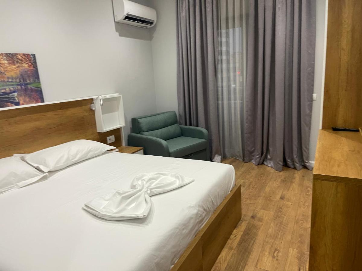 Andys Rooms Hotel Tiranë Eksteriør bilde